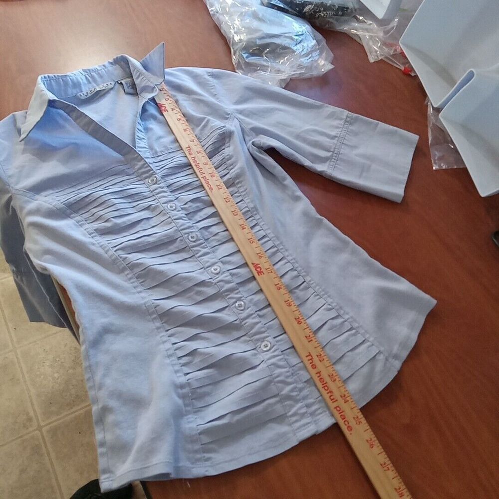 Signature By Larry Levine Shirt Women's Size Small Lt Blue Button Up 1 /2 Sleeve - Picture 7 of 12